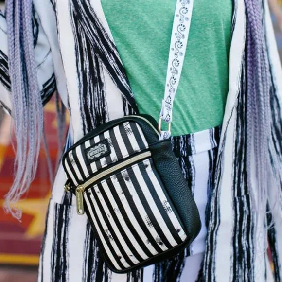 NWT Buckle-Down Women's Crossbody - Beetlejuice Suit Stripes Black White - Picture 2 of 12